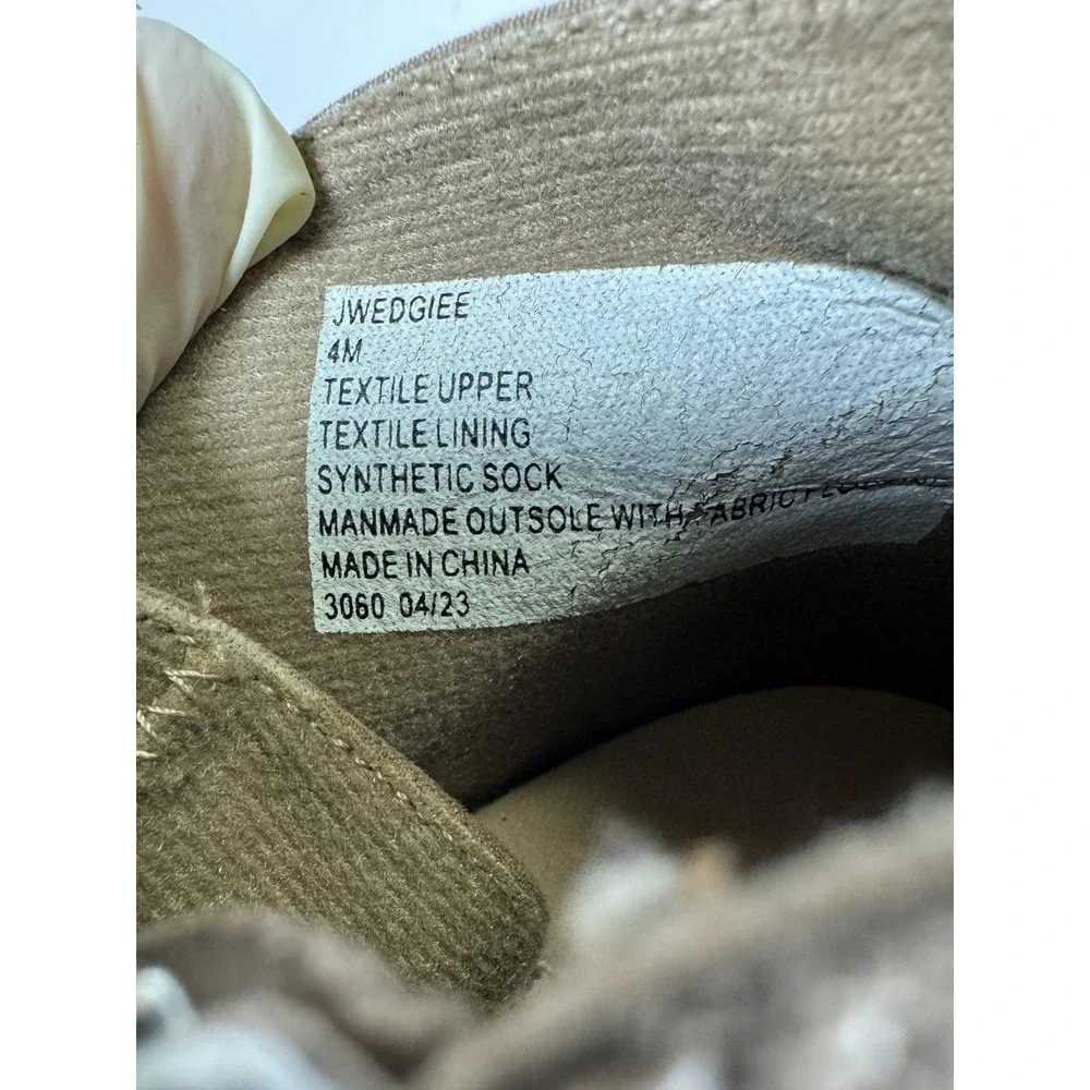 Steve Madden‎ Wedgie Girls 4 M Sneakers Taupe Suede Round Toe Side Zip Shoes